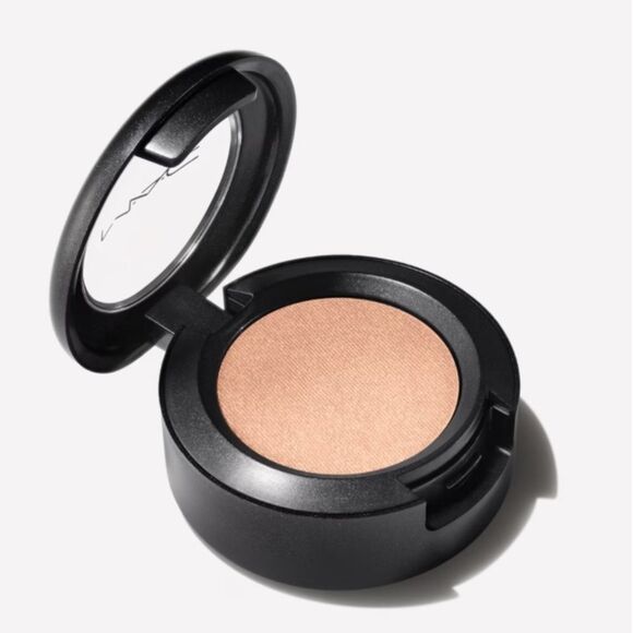 MAC Cosmetics Frost Eyeshadow - Picture 2 of 9